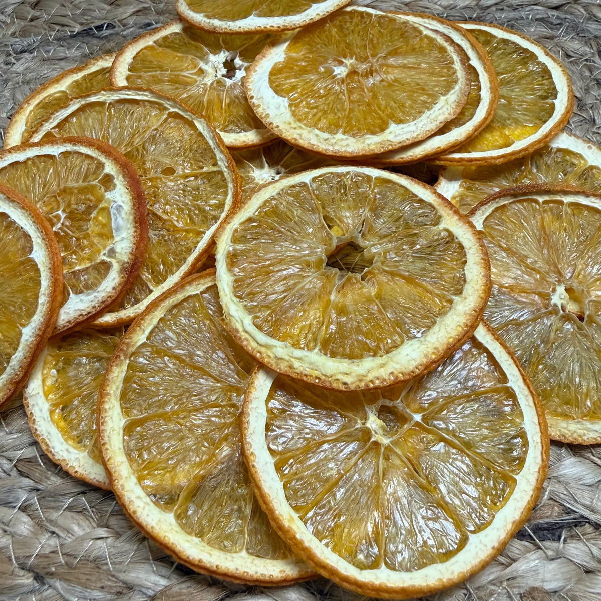 Premium Dried Orange Slices – Garnish, Crafts & Home Décor